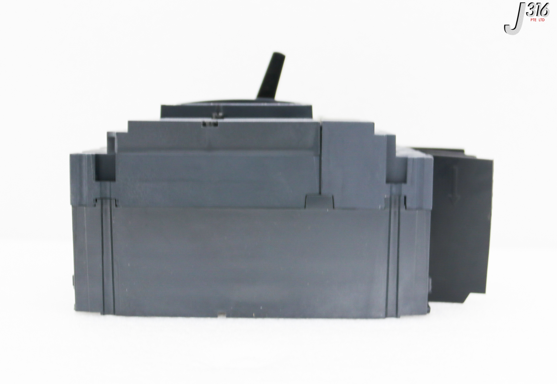 33867-03.jpg